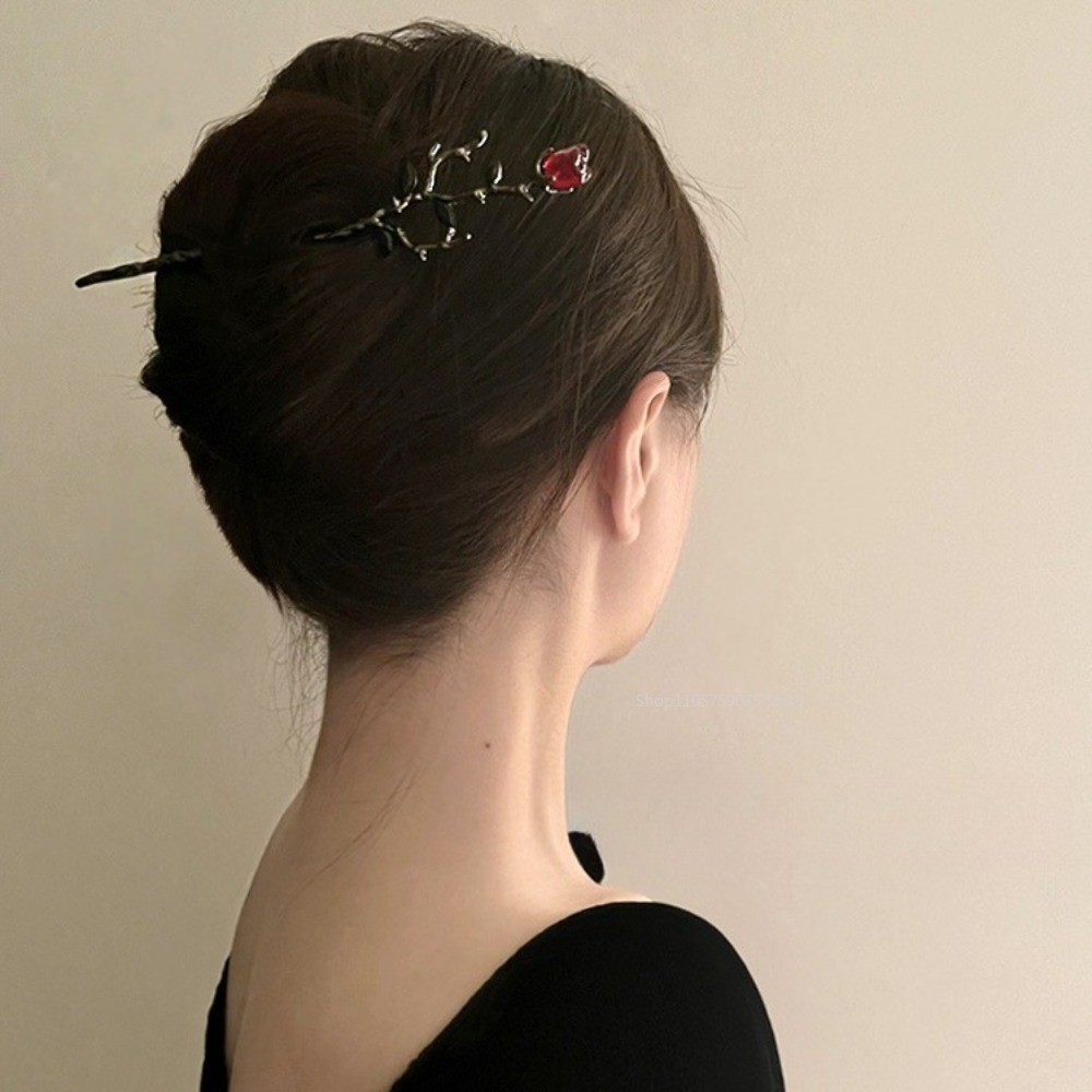 Vintage Metal Red Rose Flower  - Supply Florist recension och pris